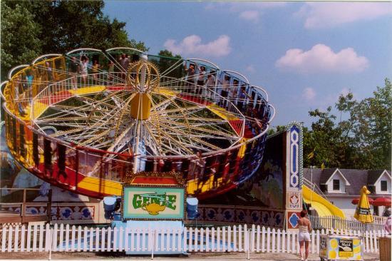 Lake Winnepesaukah Amusement Park